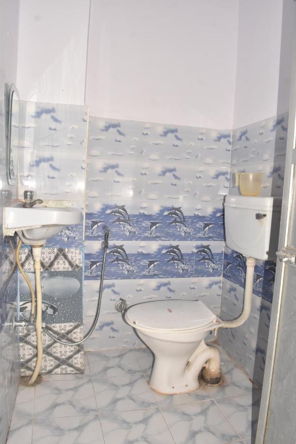 Hotel Om Rest House Waranasi Zewnętrze zdjęcie